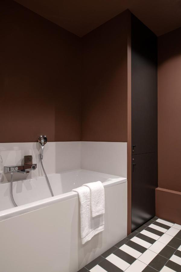 Mihotel Plat Lyon Buitenkant foto