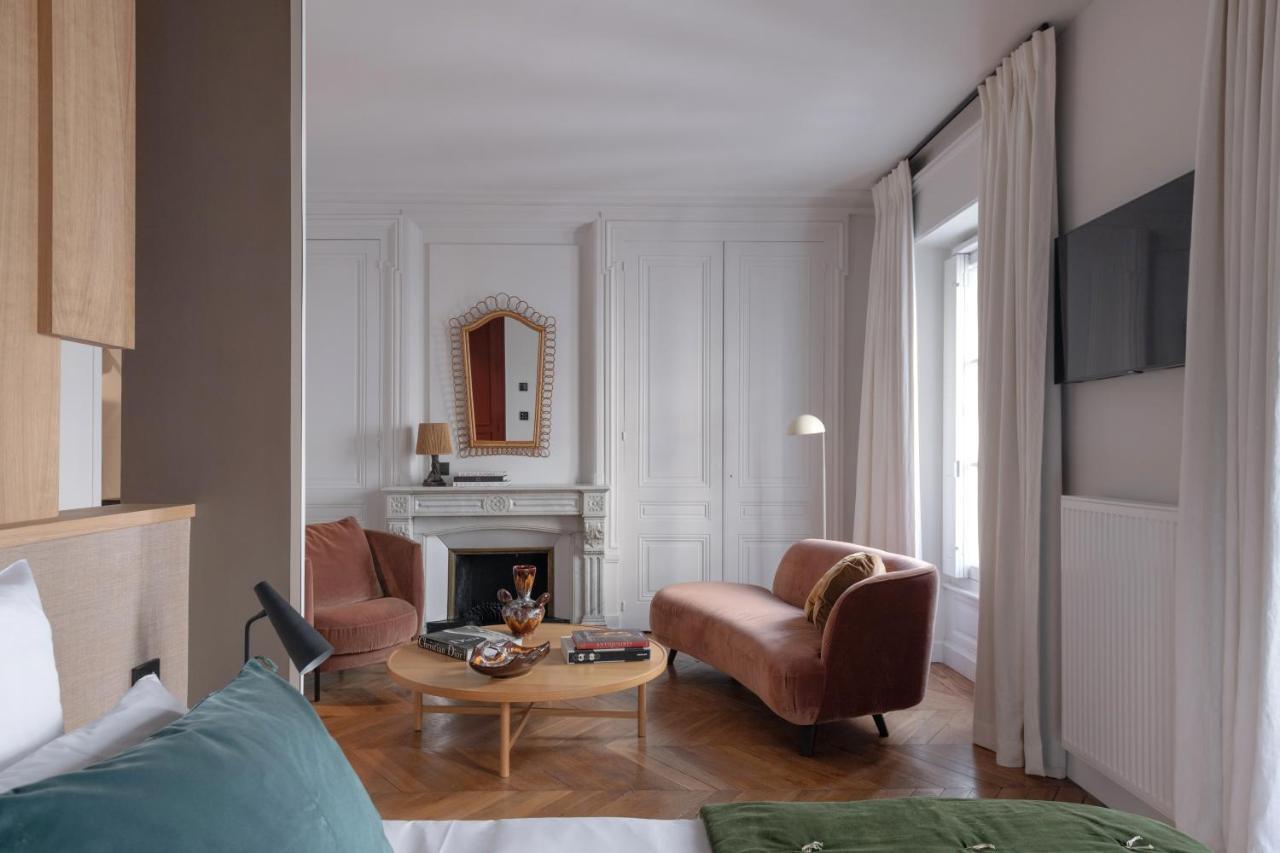 Mihotel Plat Lyon Buitenkant foto